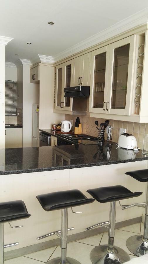 27 & 28 Neptune Terrace Jeffreys Bay Bagian luar foto